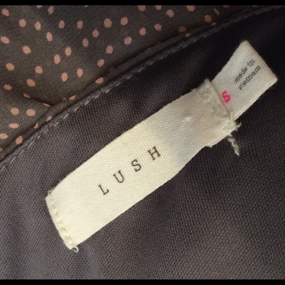 Flattering & Flowy Lush hi lo mini dress with pink dots, lined - Picture 7 of 8